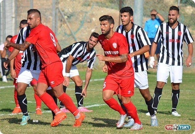 הרצליה עם עוד תצוגה רעה (מיכאל מלכין)